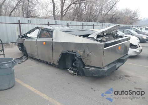 2025 Tesla Cybertruck Cyberbeast z USA, uszkodzony, nr VIN 7G2CEHEE4SA062128